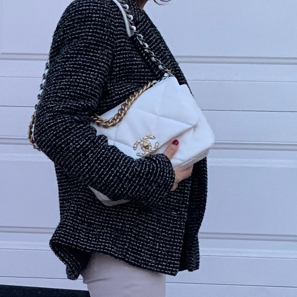 Meet your Posher, Alice - Picture 1 of 1